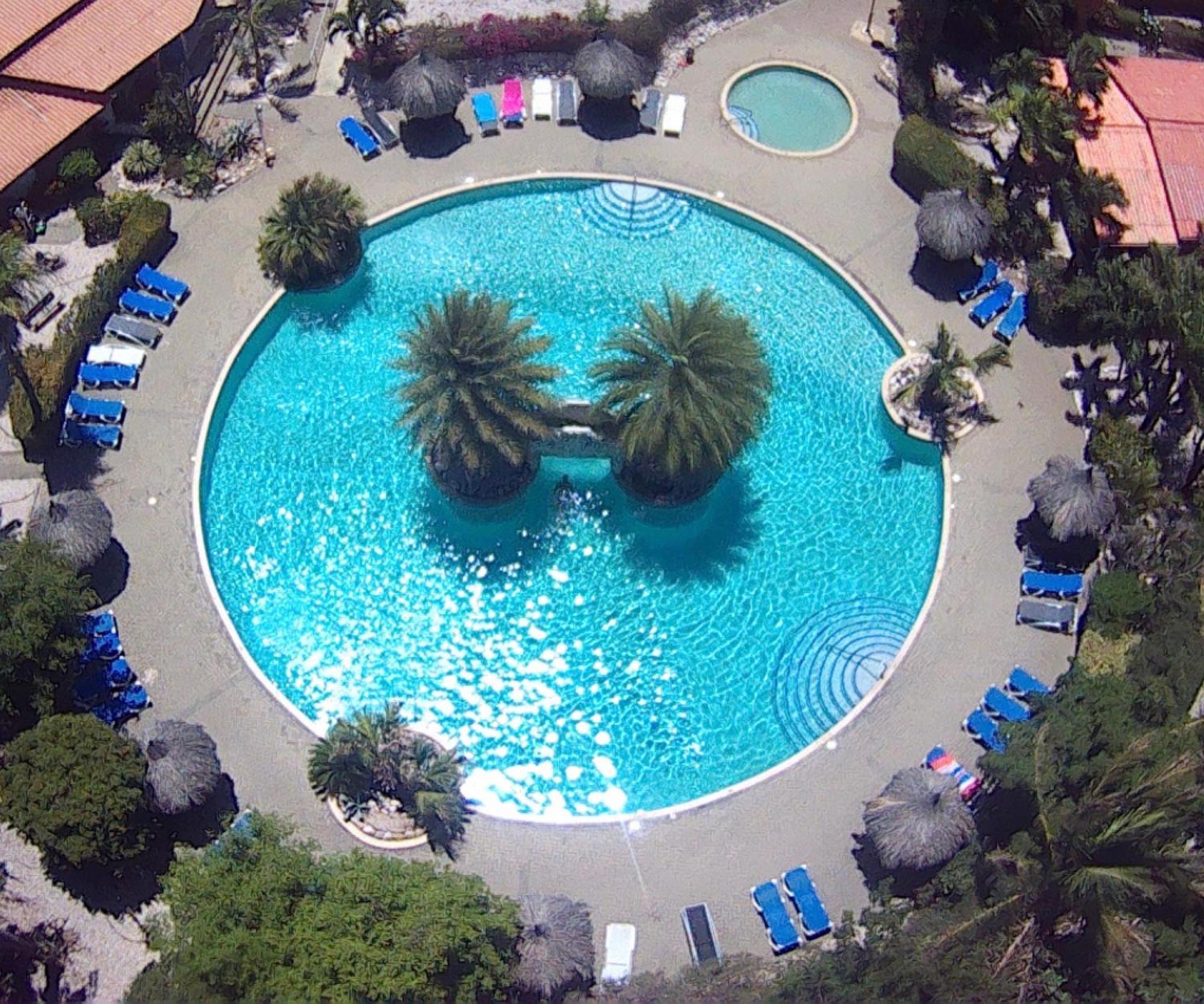 Kas Di Bami A-186 Op Seru Coral Resort - Ruim Appartement Met Groot Zwembad En Tropische Tuin Вилемстад Екстериор снимка