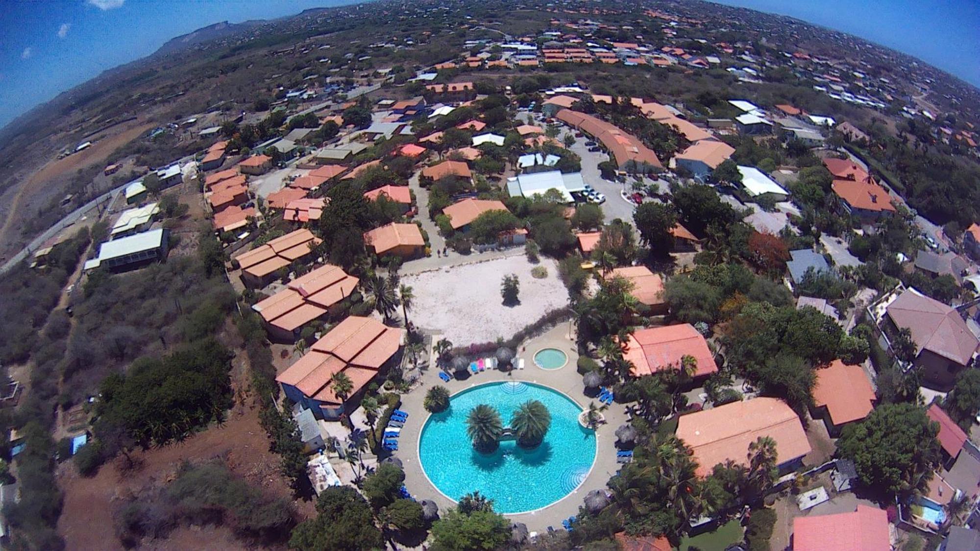 Kas Di Bami A-186 Op Seru Coral Resort - Ruim Appartement Met Groot Zwembad En Tropische Tuin Вилемстад Екстериор снимка